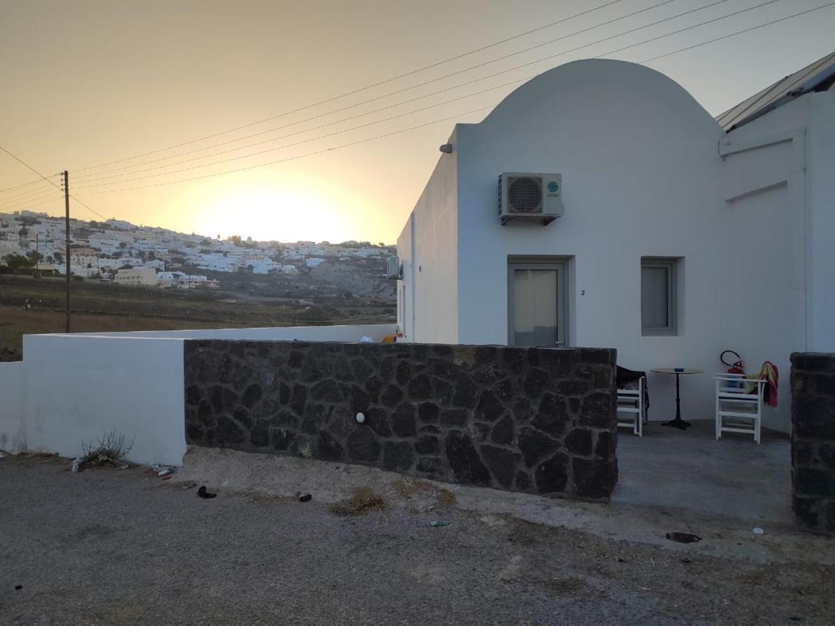 Fira Exo Katikies- Urban Fira Apartamento Exterior foto